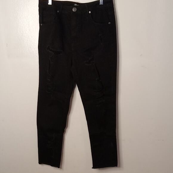 Apriljeans Juniors Size 15 Black High rise Distressed Jeans. Athleisure - Picture 1 of 9